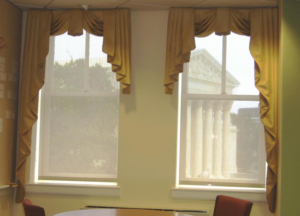 DC National Historic Building, Supreme Court Window View, Formal
